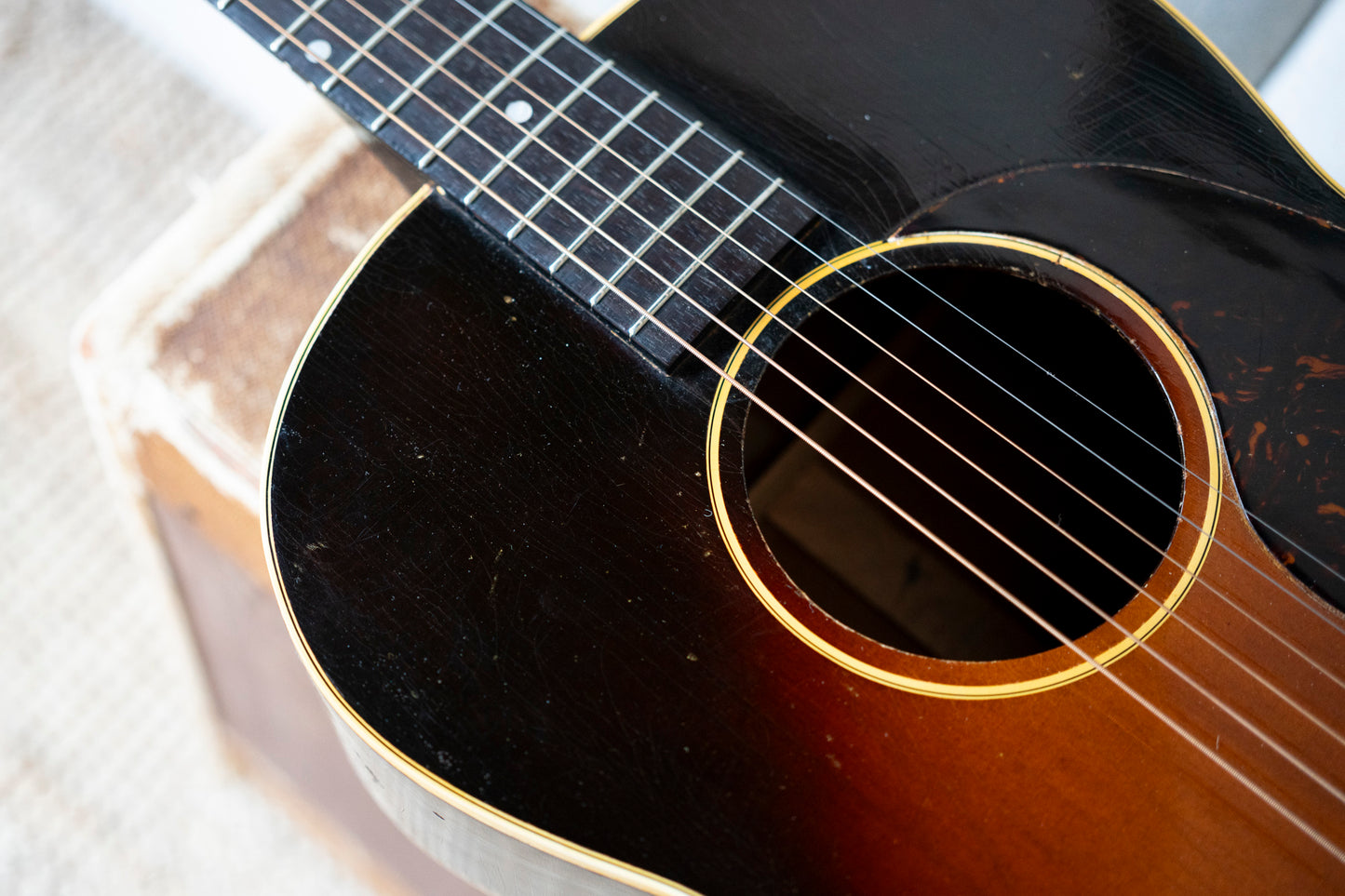 1949 Gibson LG-2