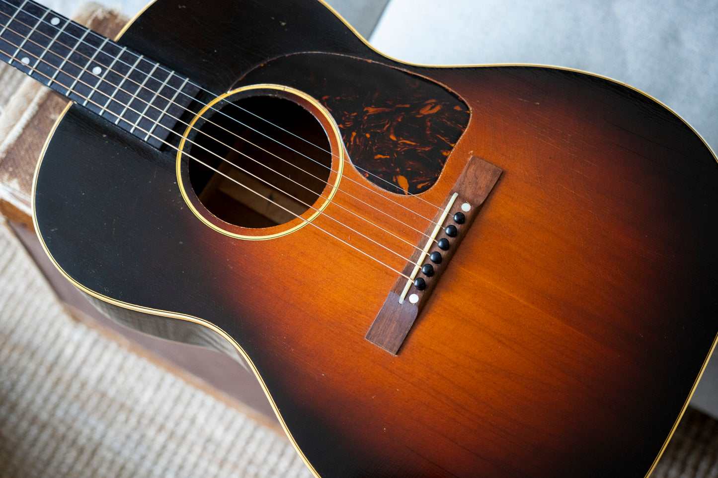 1949 Gibson LG-2