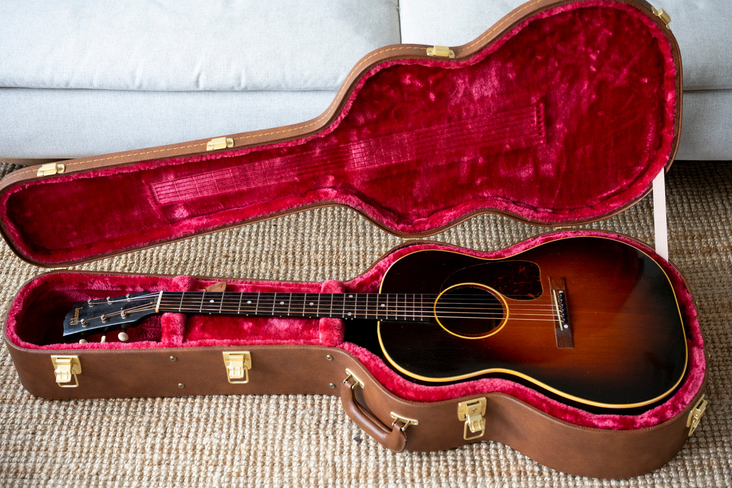 1949 Gibson LG-2