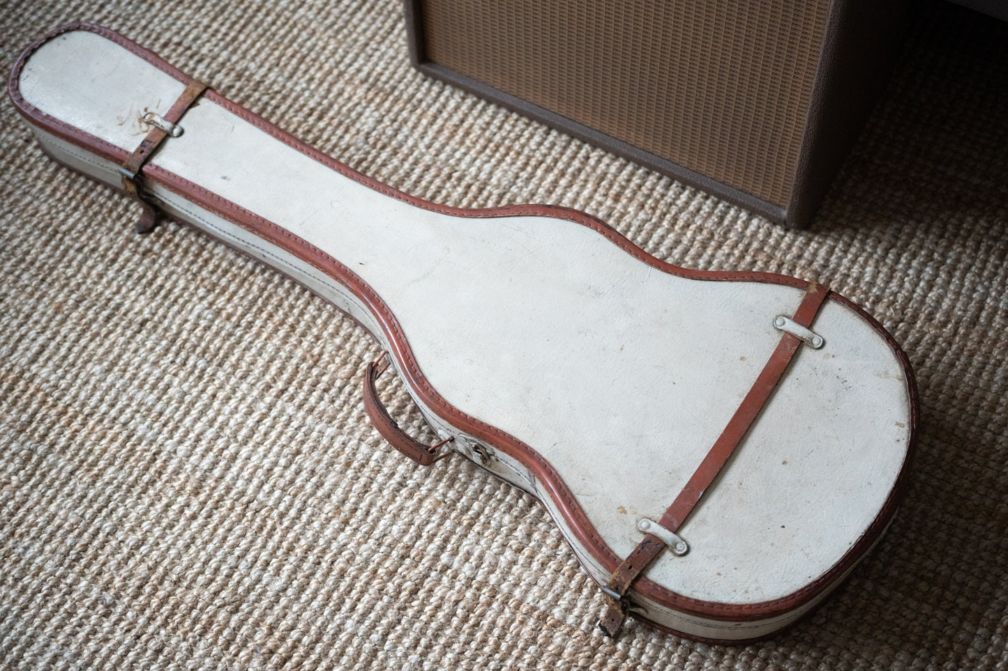 Incoming: 1957 Gibson Les Paul Junior