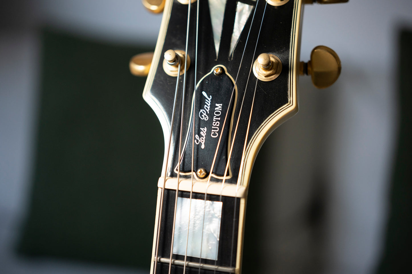 1996 Gibson Les Paul Custom Alpine White