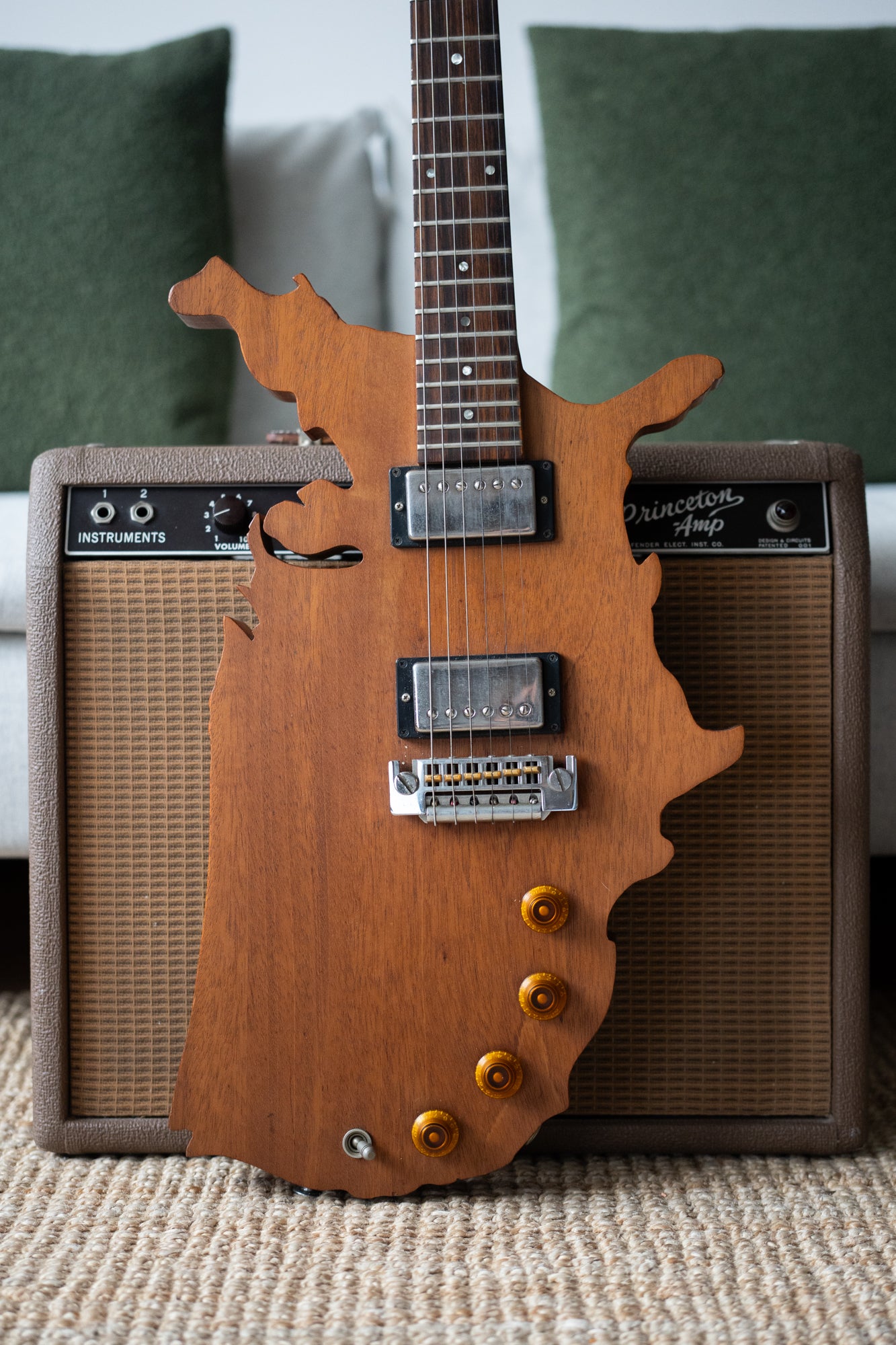 Incoming: 1983 Gibson Map